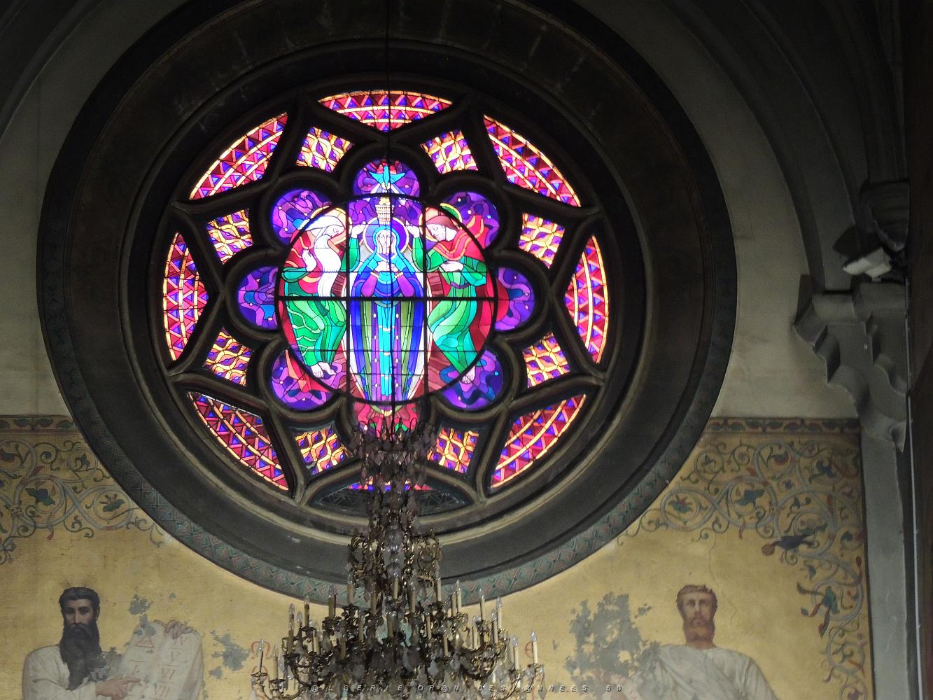 126 Toulon La Cathedrale Les Vitraux.JPG -           